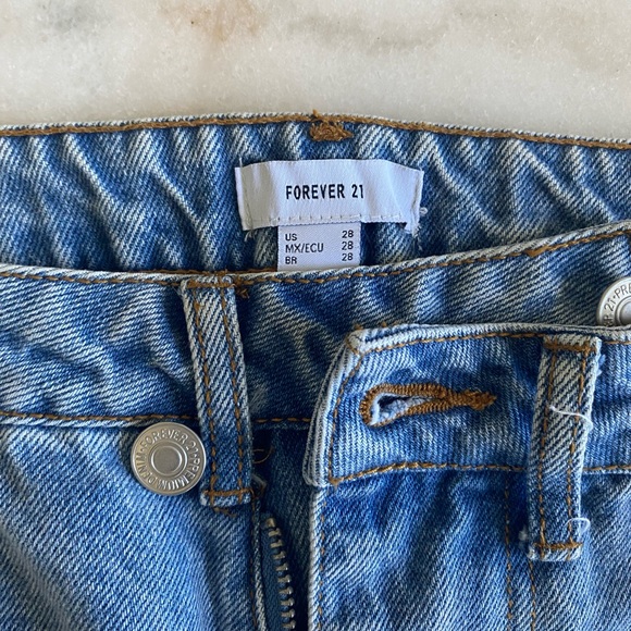 Forever 21 Jeans - Picture 4 of 4